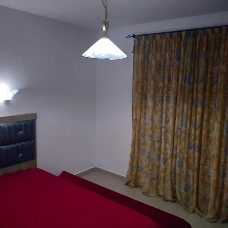 Apartment Vigla House *