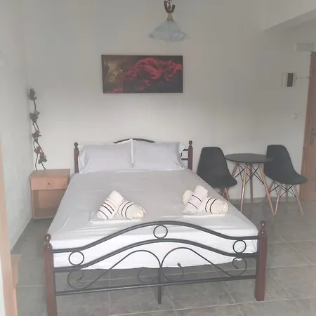 Vigla House Сикия