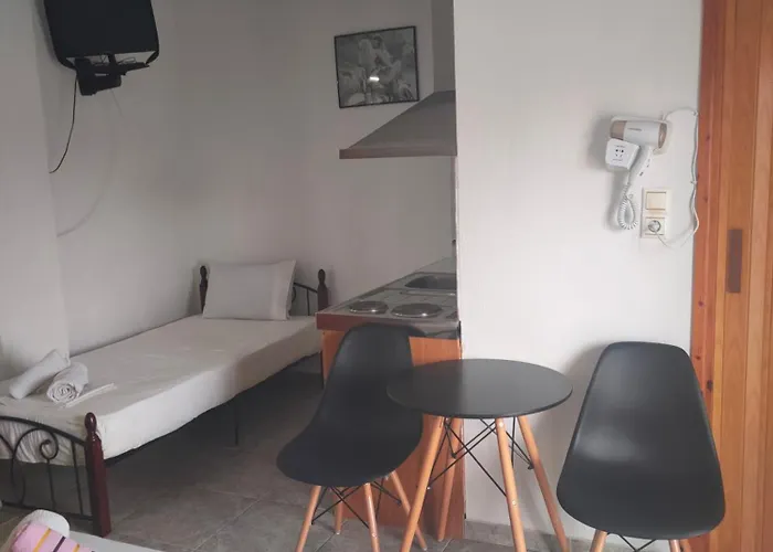 Vigla House *